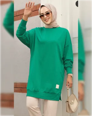 Cozy Long Cotton Blouse in Green Shade   بلوزة رياضية قطنية دافئة باللون الأخضر الجميل