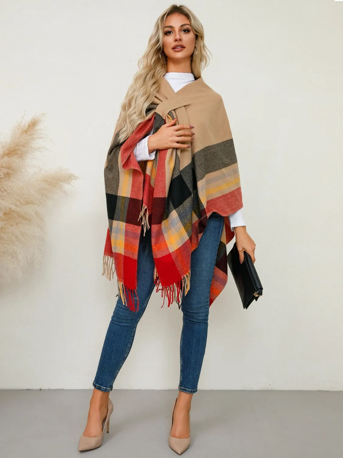 Fringe Contrast Plaid Poncho