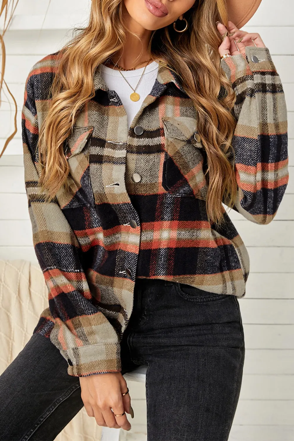 Geometric Plaid Print Pocketed Shirt