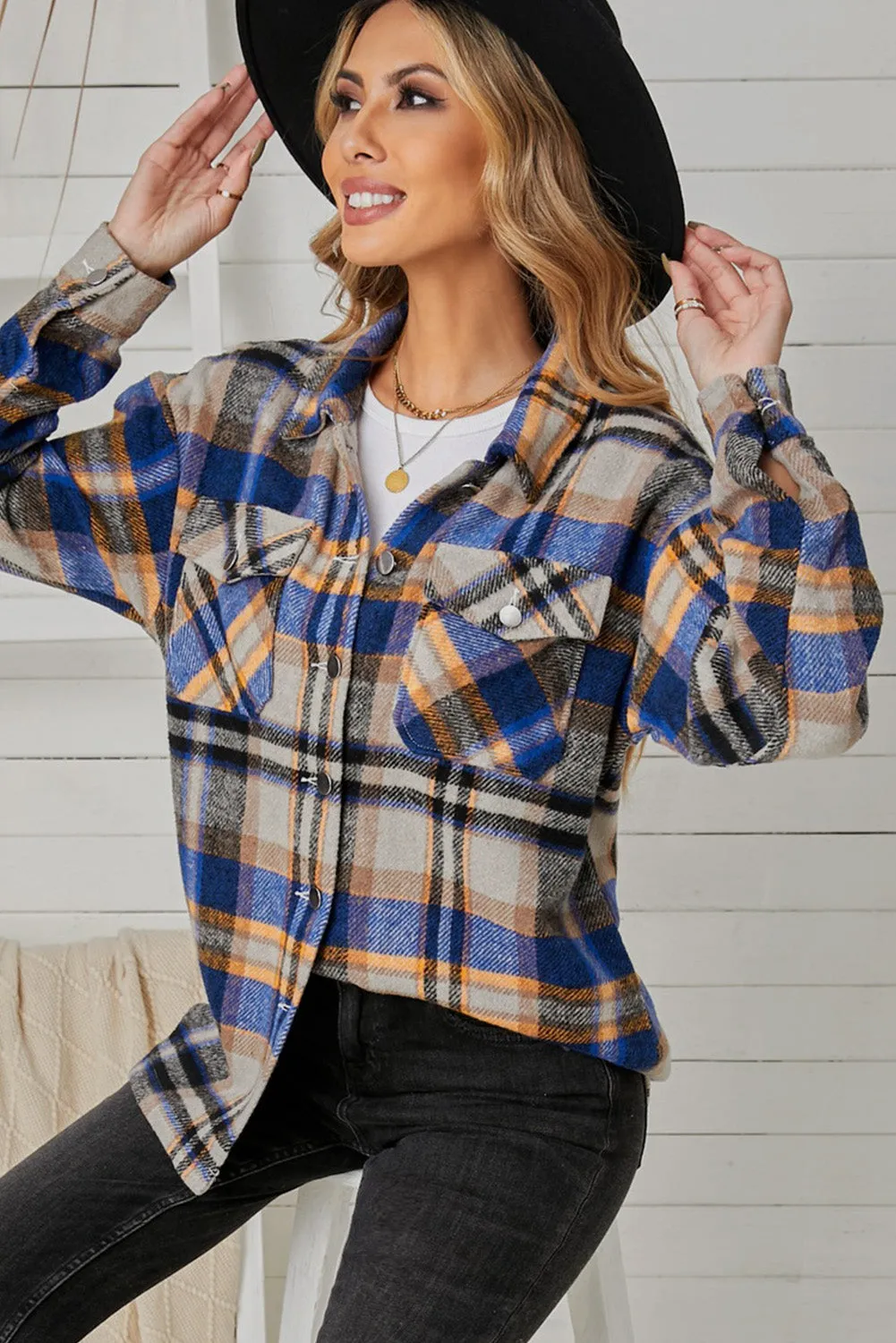 Geometric Plaid Print Pocketed Shirt