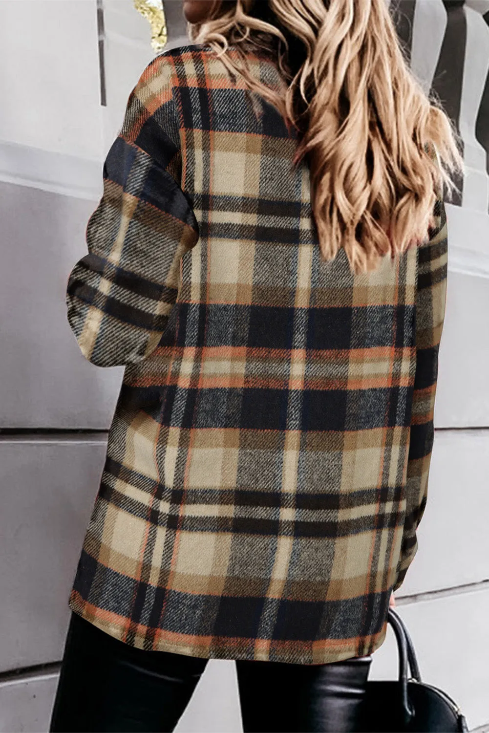 Geometric Plaid Print Pocketed Shirt