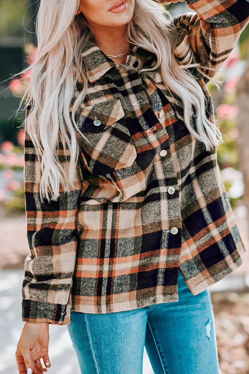 Geometric Plaid Print Pocketed Shirt