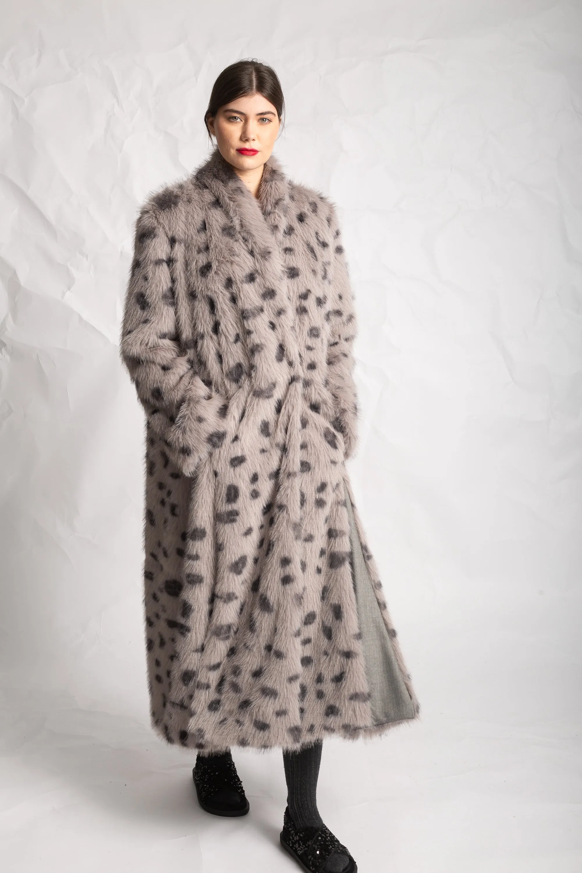 Les Filles D'ailleurs Luxury Vide Faux Fur Coat