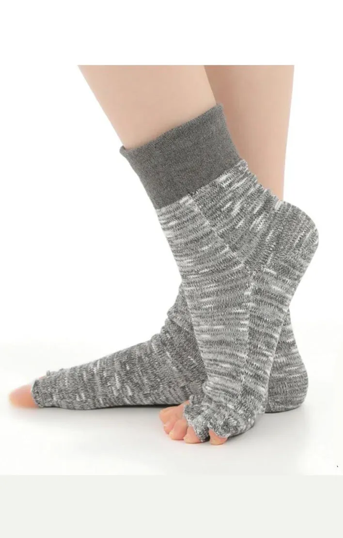 Lightweight Silk Open-Toe Toe Socks for Ultimate Relaxation