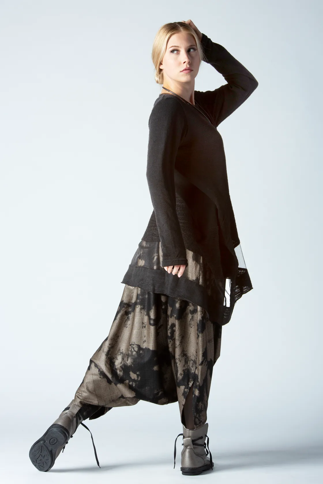 LUUKAA Samantha Tunic in Black