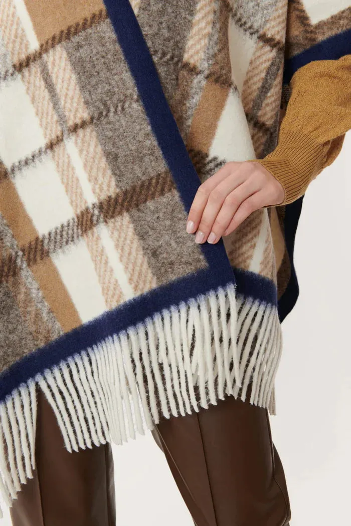 Pomme Plaid Poncho - Rust