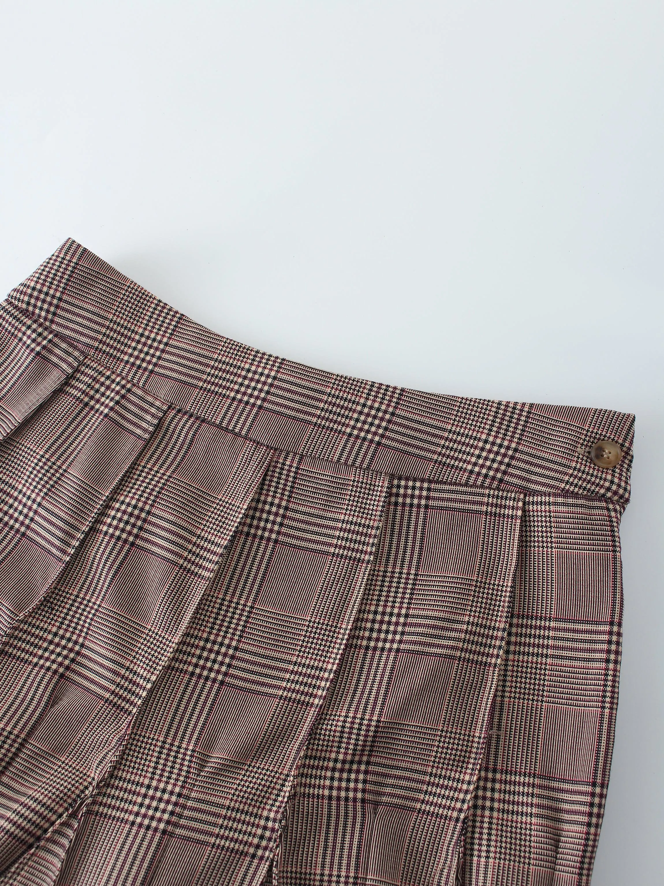 Top Stitched Pleated Skirt-Brown Plaid